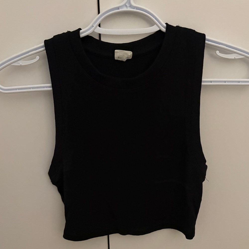 Black Women's Ribbed Tank Top - Sleeveless Crop Wilfred Free